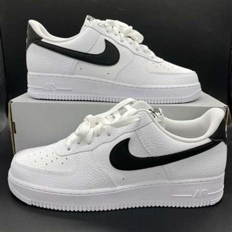 nike air force mit schwarzen nike zeichen|air force 1 nike sneaker.